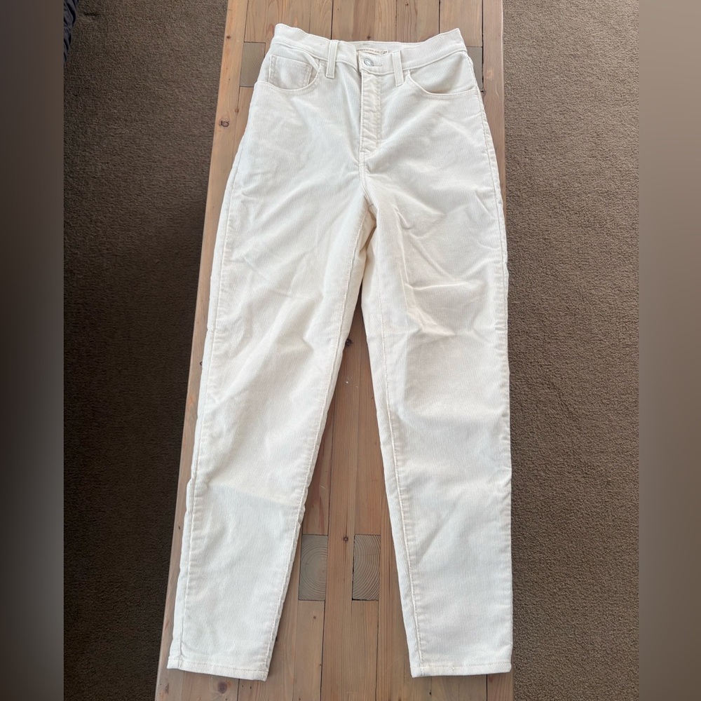 Levi Corduroy Pants